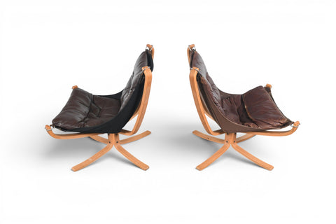 Sigurd Ressell Falcon chair pair, beech frame and leather upholstery detail