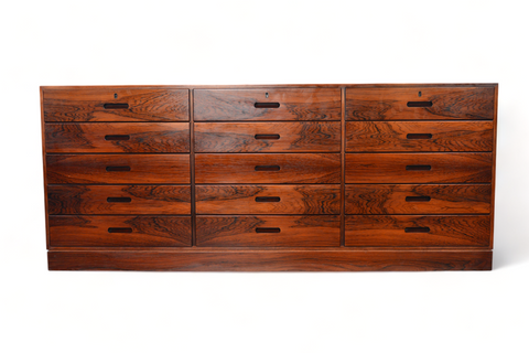 RARE FIFTEEN DRAWER LOW DRESSER IN ROSEWOOD BY KAI WINDING