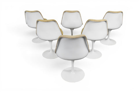 Eero Saarinen Tulip chair set of six, wool seat cushion detail, Knoll USA