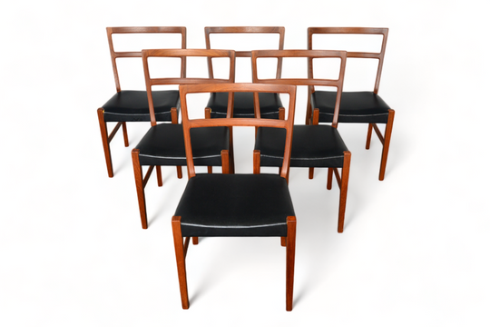 SET OF SIX TEAK DINING CHAIRS BY JOHANNES ANDERSEN