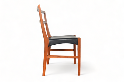 Set of six restored teak dining chairs by Andersen, Danish 1950s craftsmanship and design