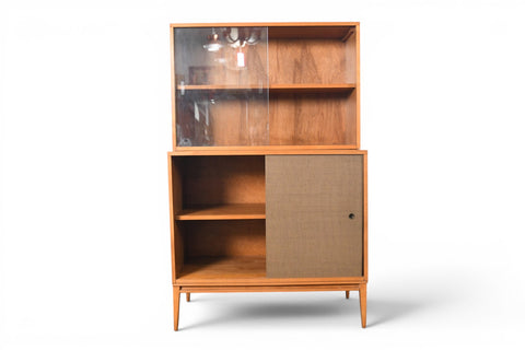 Vintage Paul McCobb Planner Group walnut credenza with hutch, 1950s – view 2