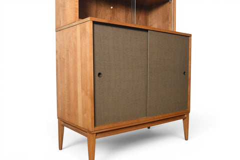 Vintage Paul McCobb Planner Group walnut credenza with hutch, 1950s – view 11