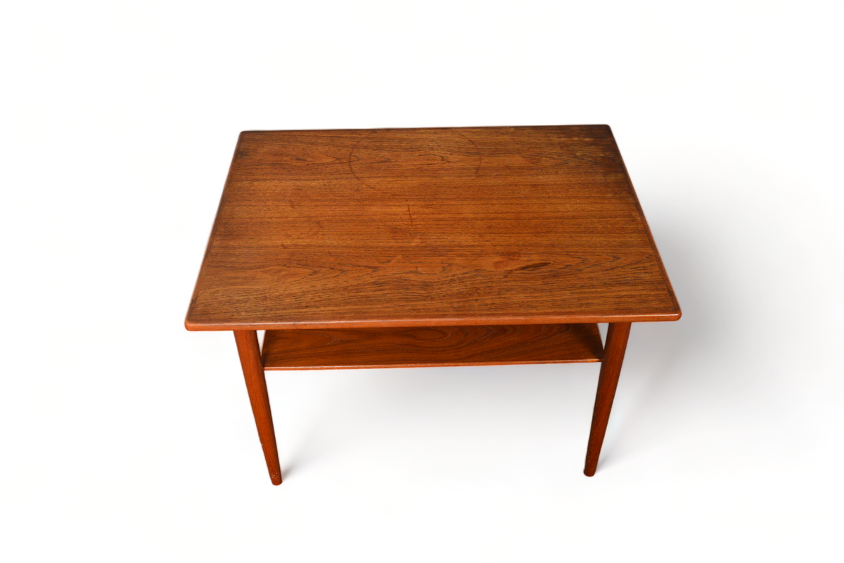 DANISH MODERN TEAK SIDE TABLE WITH LOWER RACK