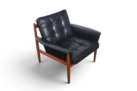 Vintage Grete Jalk Grand Danois lounge chair in teak and black leather, 1957, view 2
