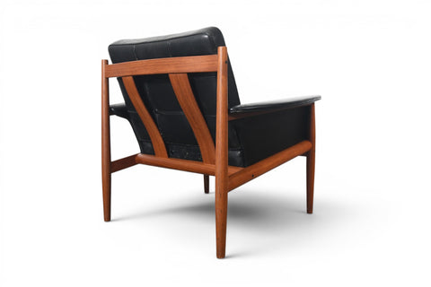 Vintage Grete Jalk Grand Danois lounge chair in teak and black leather, 1957, view 7