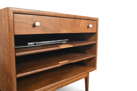 Vintage Kipp Stewart for Drexel Declaration walnut magazine side table, 1960s, view 12