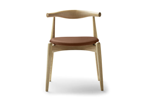 CH20 Elbow Chair - Oak Oil