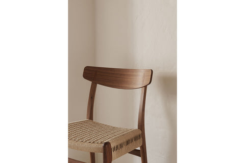 CH23 Chair - Walnut Oil - Detail