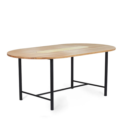 BE MY GUEST DINING TABLE BY CHARLOTTE HØNCKE