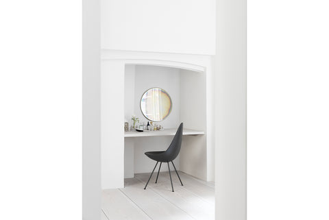 ARNE JACOBSEN MODEL 3110 DROP