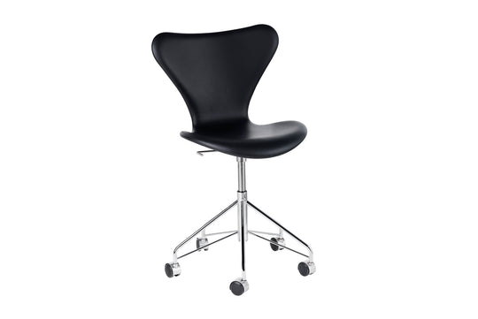ARNE JACOBSEN MODEL 3117 FULLLY UPHOLSTERED LEATHER