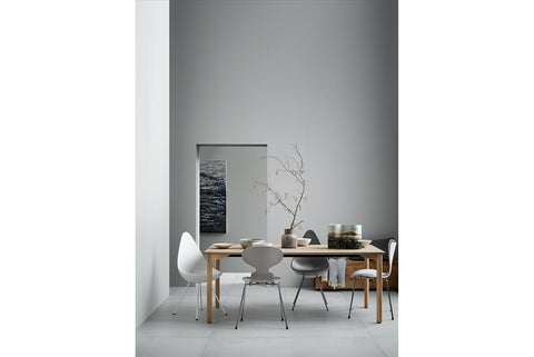 ARNE JACOBSEN MODEL 3110 DROP