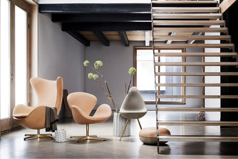 ARNE JACOBSEN MODEL 3110 DROP