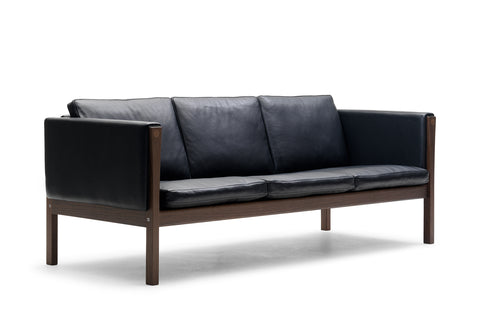 HANS J. WEGNER MODEL CH163 | SOFA