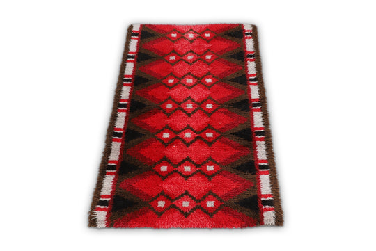 1960s RYA DIAMOND PATTERNED RYA RUG