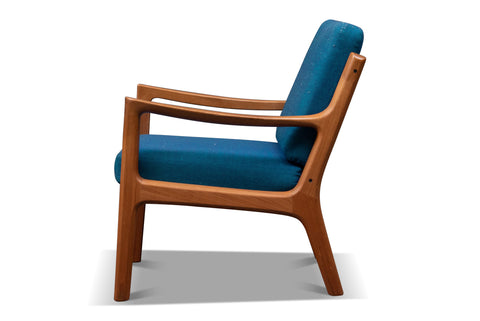 MODEL 166 SENATOR LOUNGE CHAIR BY OLE WANSCHER