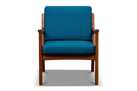 MODEL 166 SENATOR LOUNGE CHAIR BY OLE WANSCHER