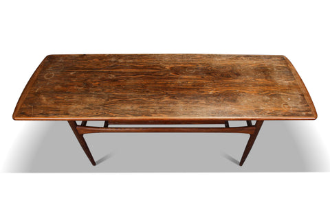 Top-down view of Robert Christiansen coffee table, highlighting spacious surface area
