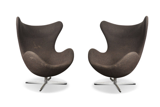 PAIR OF 1960s ARNE JACOBSEN EGG CHAIRS FOR FRITZ HANSEN