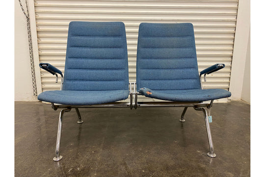 FRITZ HANSEN LUFTHAVNSSTOLEN TWO SEAT SOFA