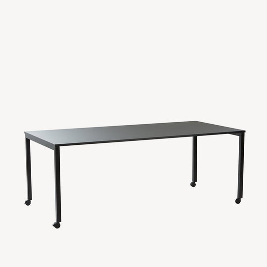 PANTON MOVE DINING TABLE